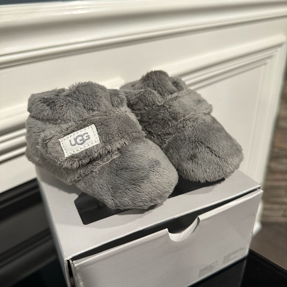 UGG BIXBEE grey